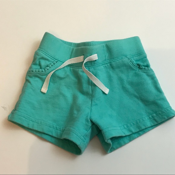 EUC Carters Shirt and Shorts Set Size: 2T - Picture 7 of 8